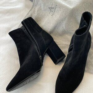 NEW UNWORN Aquatalia Posey Boots Black Suede